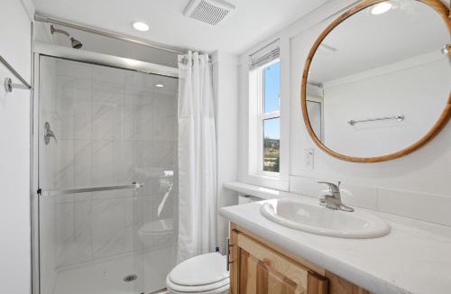 Custer House | Huckleberry Inn
