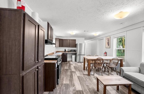 Whitefish House | Hungry Horse Hideout Cozy Stay