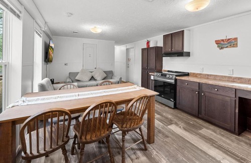 Whitefish House | Hungry Horse Hideout Cozy Stay