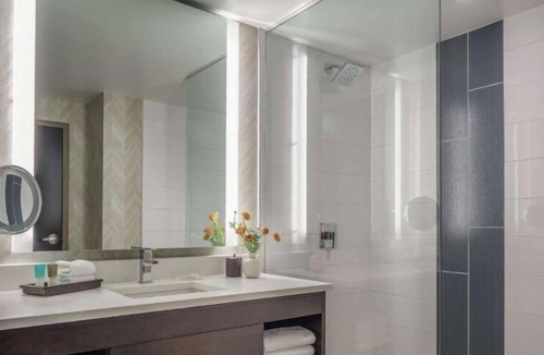 Jewell Heights - Hoffman Heights Hotel | Hyatt Regency Denver Anschutz Medical Campus
