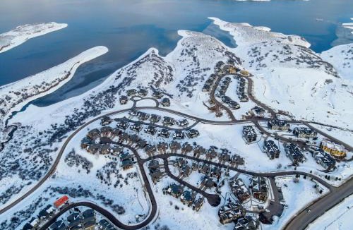 Park City House | Ideal Condo 2 Minute Drive to Deer Valley