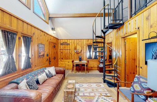 Idyllwild House | Idyllwild Retreat