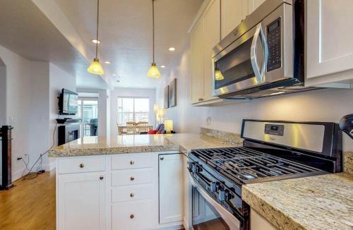 Kimball Junction House | Immaculate townhome with a private rooftop hot tub walk to dining and nightlife