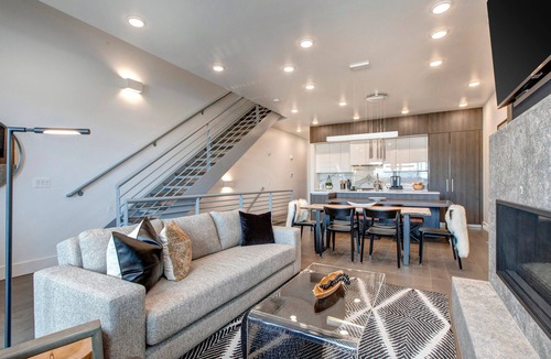 Park City House | In Canyons Village with Luxury Amenities, 3 Master BD + Private Hot Tub!