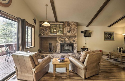 Incline Village House | Incline Village Retreat Walk to Diamond Peak