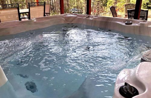 Island Park House | Incredible Cabin Perfect for Family Reunions near Yellowstone, Idaho