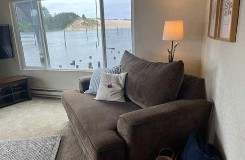 Florence Apartment | Incredible Riverfront Oasis with Wraparound Deck & Cozy Interior