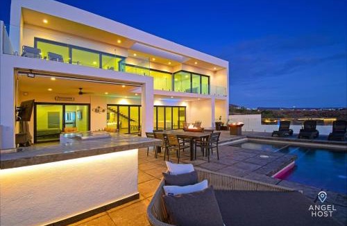 La Paz House | Infinity Pool Bay Views BBQ Walk to Beach