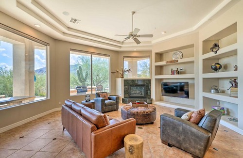 Black Mountain Shadows House | Infinity Pool: Stunning Home in Cave Creek!