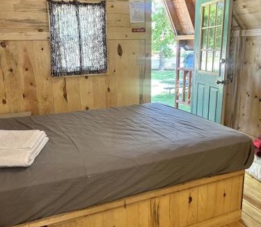 Sturgis House | Inviting Cabin for a Peaceful Escape in Nature in Sturgis, South Dakota