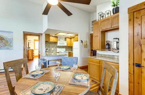 Fraser House | Inviting & Cozy Fraser Condo: Steps to Ski Shuttle