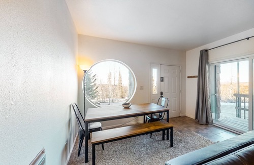 Brian Head Condo | Inviting mountain condo w/ wood-burning fireplace, free WiFi, & great location