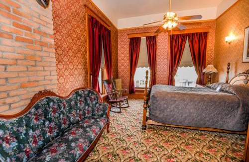 Cody Hotel | Irma Hotel