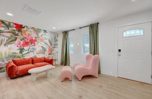 North Las Vegas House | Iroquois