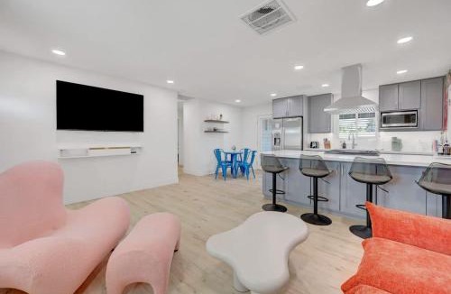 North Las Vegas House | Iroquois