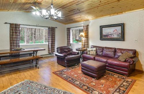 Island Park House | Island Park Fishing Cabin - Walk to Henry’s Fork!
