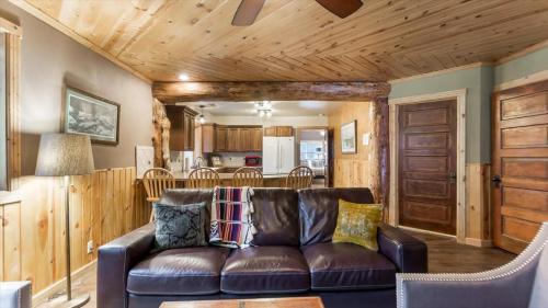 Island Park House | Island Park Solitude Yellowstone Getaway