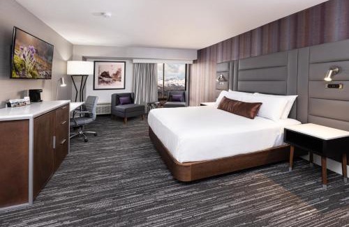 Downtown Reno Hotel | J Resort