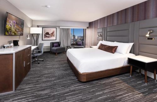 Downtown Reno Hotel | J Resort