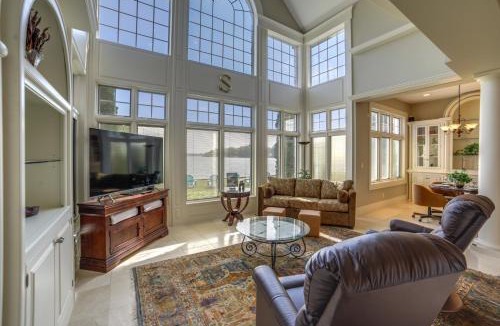Horton House | Jackson Lakefront Getaway: Boat Dock, Porch, Patio