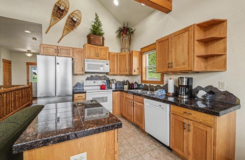 Estes Park Apartment | Jackstraw Mountain 32
