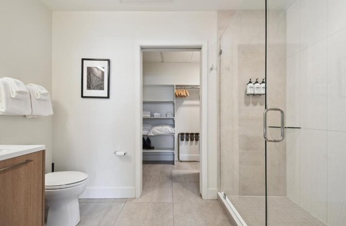 Highland House | Japandi Minimalism | 1BR LoHi Loft | Dog-Friendly