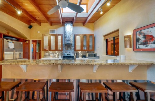 Tucson House | Jojoba Compound