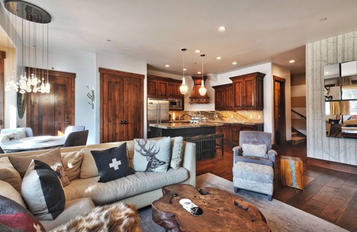 Park City House | Juniper Landing Towhome - Next to Waldorf Ski Lift - Pool/Hot tub/Gym