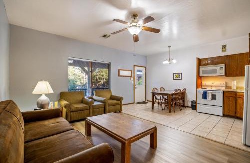Pinetop Apartment | Juniper-Santa Fe by Roundhouse Resort and Spa