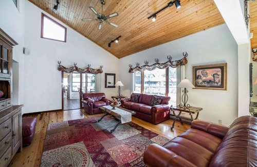 Keystone Hotel | K Bar S Lodge, an Ascend Collection Hotel