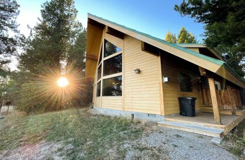 Island Park House | Kantada in the Trees