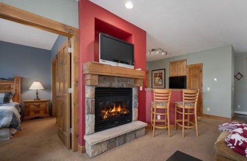 Granby Apartment | Kicking Horse Maverick 5-203