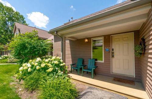 The Galena Territory House | King Bed Fire Pit Pool & Walk to North Course