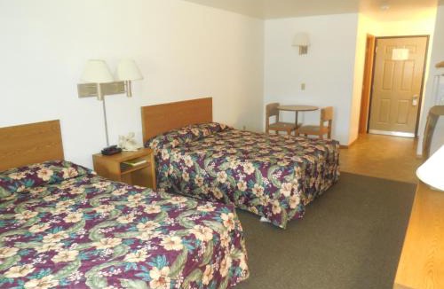 Platte Hotel | King's Inn of Platte