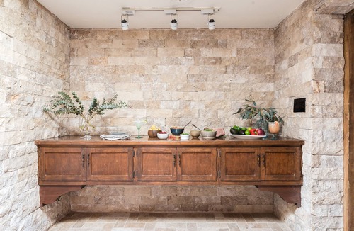 Camelback Sierra House | La Casona by AvantStay | Gorgeous Spanish Style Oasis w/ Historic Charm & Pool