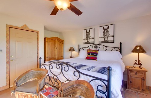 Cave Creek Apartment | 'La Paloma' - Full Circle Ranch Studio w/Views!