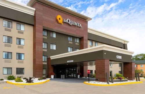 Clive Hotel | La Quinta by Wyndham Des Moines West Clive