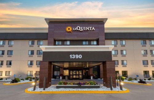 Clive Hotel | La Quinta by Wyndham Des Moines West Clive