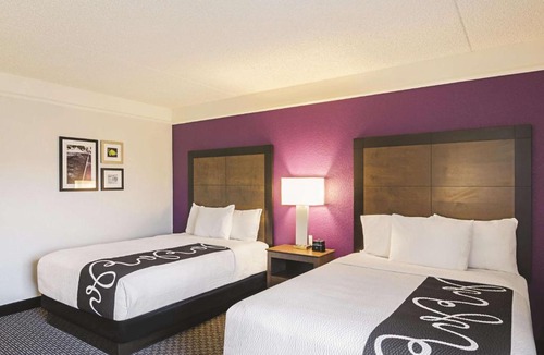 Dupont Hotel | La Quinta Inn & Suites by Wyndham Denver Airport DIA