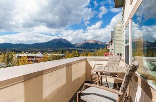 Dillon House | La Riva Del Lago 220 by Great Western Lodging