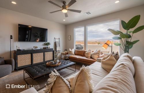 St. George House | Laguna at Desert Color (by Ember Stays)