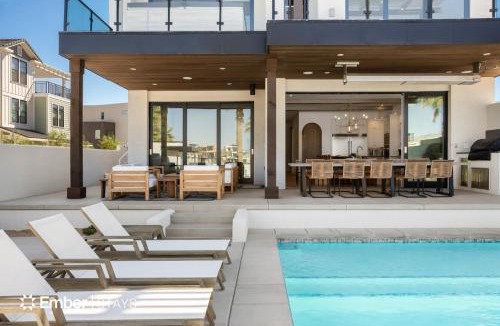 St. George House | Laguna Matata at Desert Color (by Ember Stays)