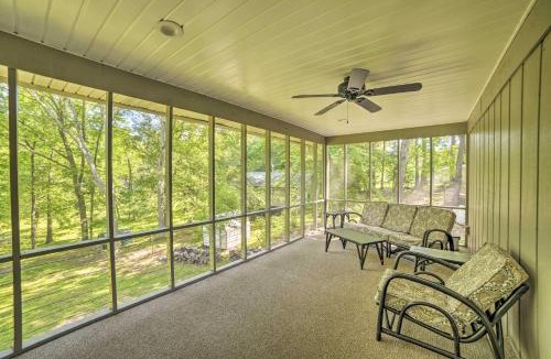 Cadiz House | Lake Barkley Waterfront Home w/Deck & Boat Dock!