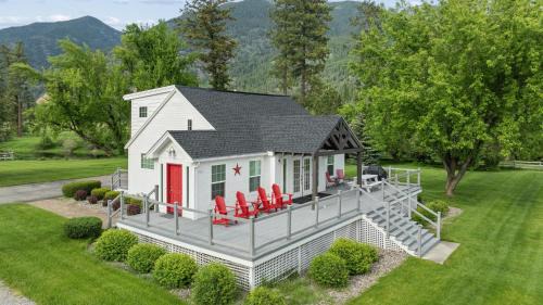 Kalispell House | Lake Blaine Lake House
