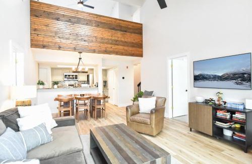 Frisco Apartment | Lake Forest Alpine View: Lake Mountain Views