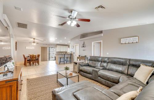 Lake Havasu City House | Lake Havasu City Escape: Patio, Pool + Grill!