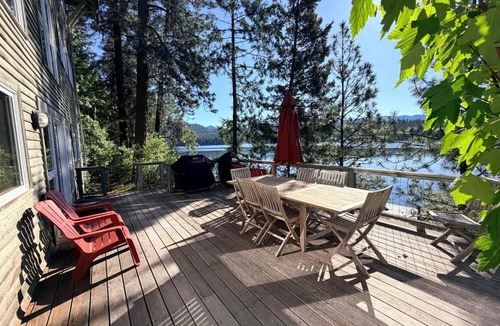 Hayden Lake House | Lake House Private Dock & Decks 4BR