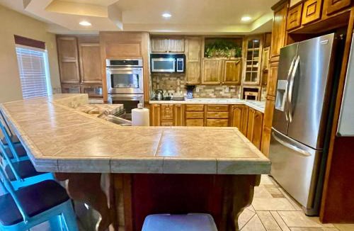 Beaver Shores House | Lake View Twin Homes, Spacious Decks & Kitchens