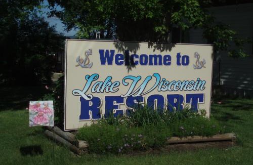 Poynette Apartment | Lake Wisconsin Resort