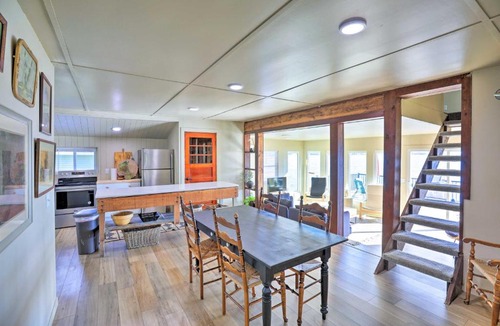 Hamlin County House | Lakefront Cabin w/Patio & Views in Lake Norden